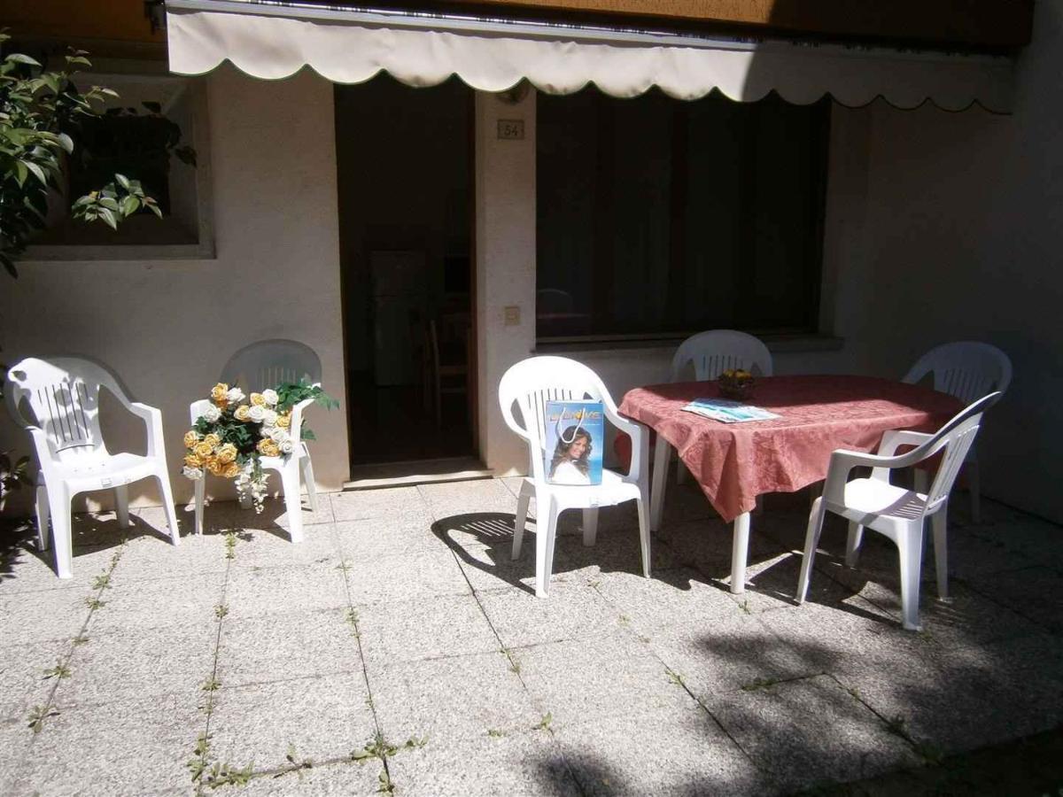 Holiday Home In Bibione 24579 Exteriör bild